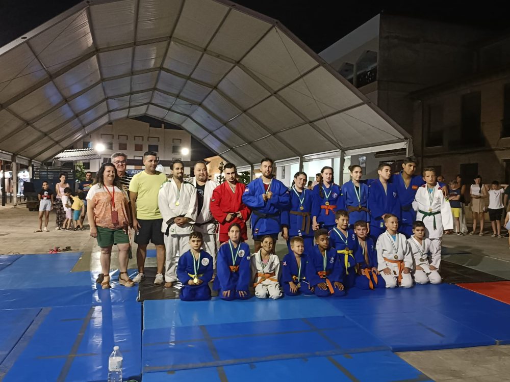 EXHIBICIÓN DE JUDO, DEF PERSONAL Y SAMBO EN CHAUCHINA 2023