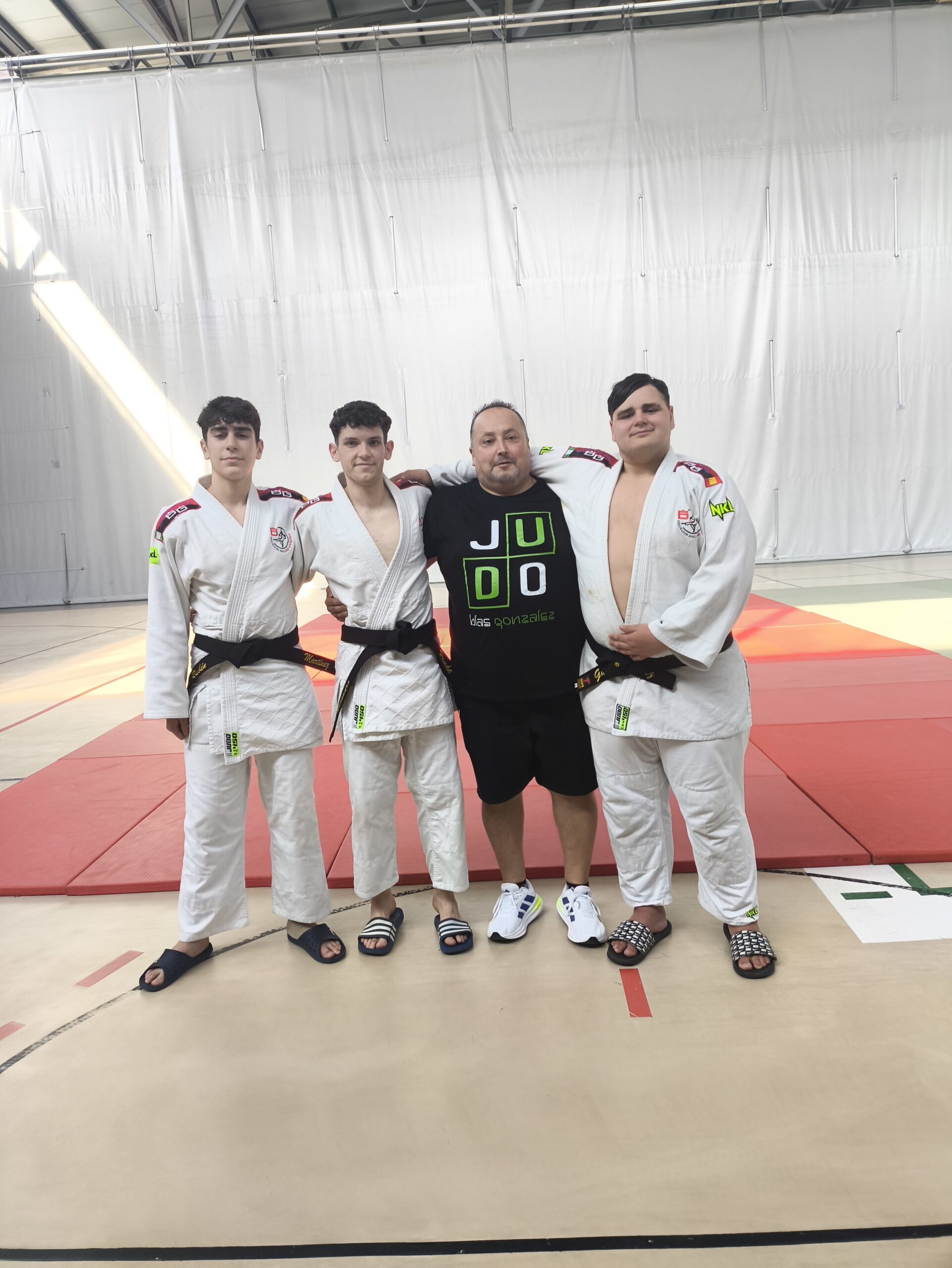 EXAMEN DE CINTURÓN NEGRO DE 1º A 5º DAN DE JUDO EN TALAVERA DE LA REINA (TOLEDO)